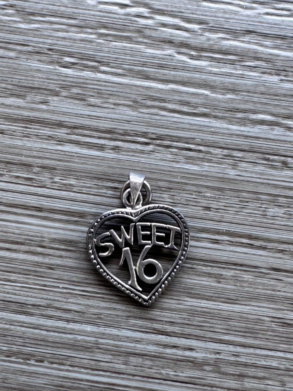 Sweet 16 Sterling Silver Heart Pendant Charm 2.57g 1 Inch Jewelry Gift Keepsake - Picture 2 of 6